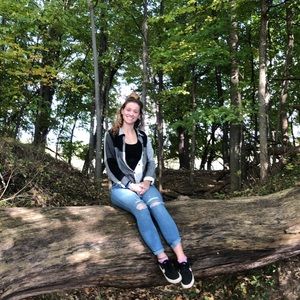 Meet your Posher, Madison